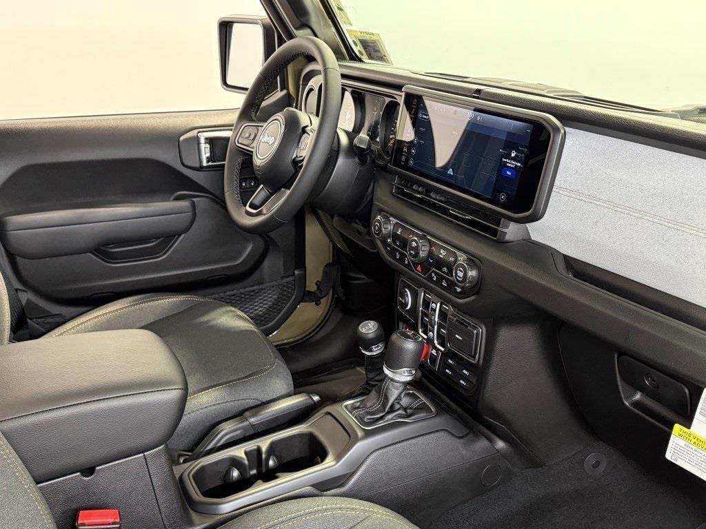 new 2025 Jeep Gladiator car, priced at $40,296