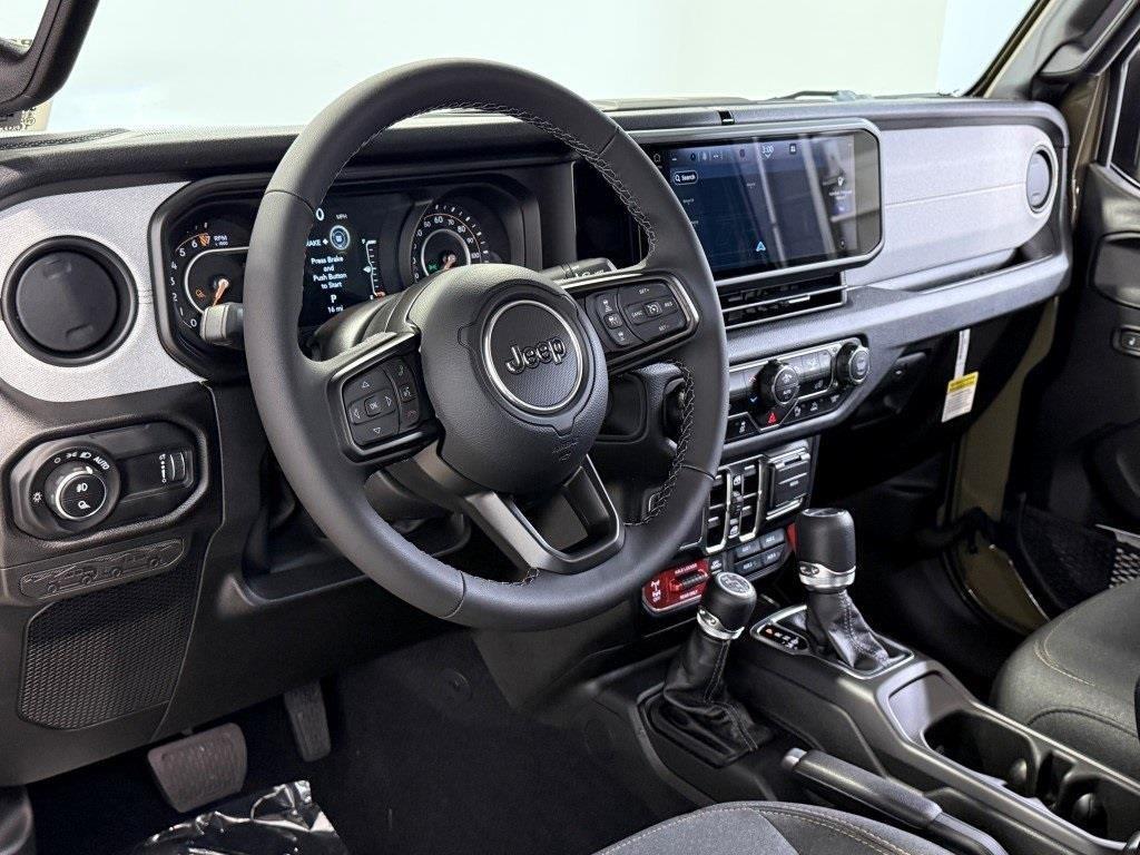 new 2025 Jeep Gladiator car, priced at $40,296