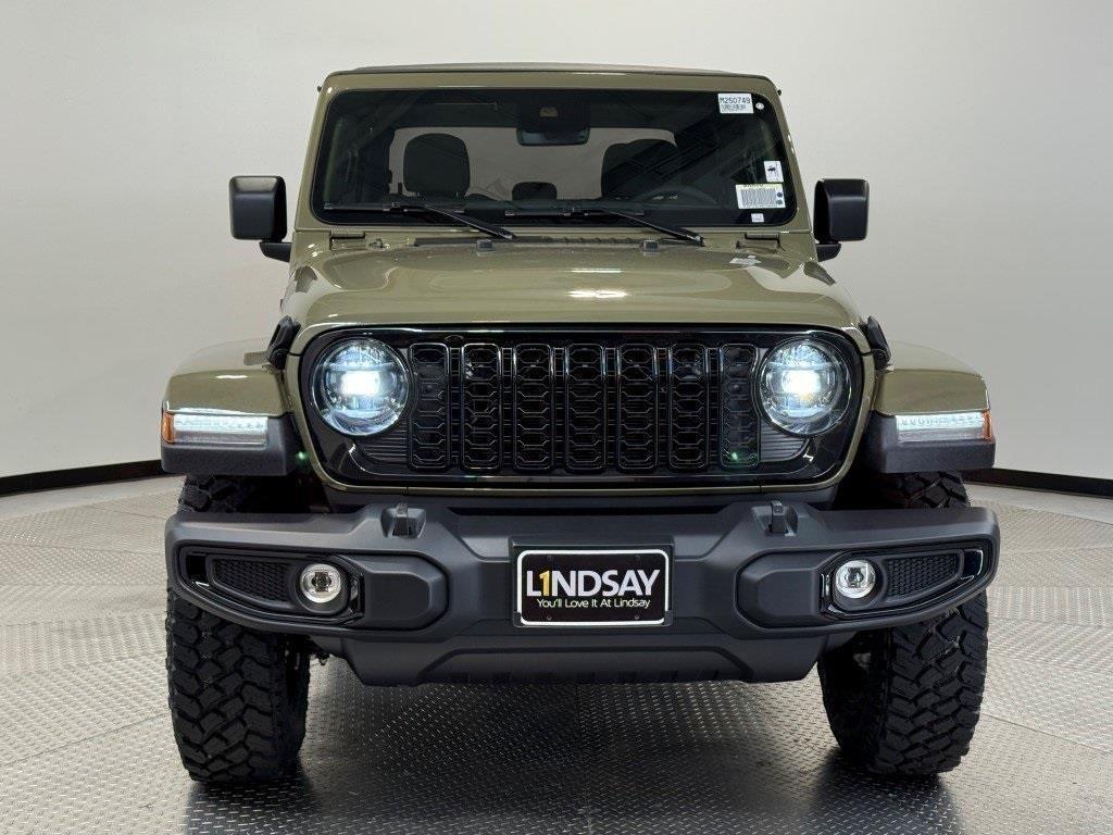 new 2025 Jeep Gladiator car, priced at $40,296