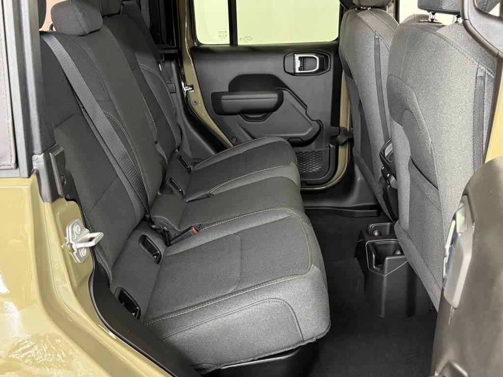 new 2025 Jeep Gladiator car, priced at $40,296