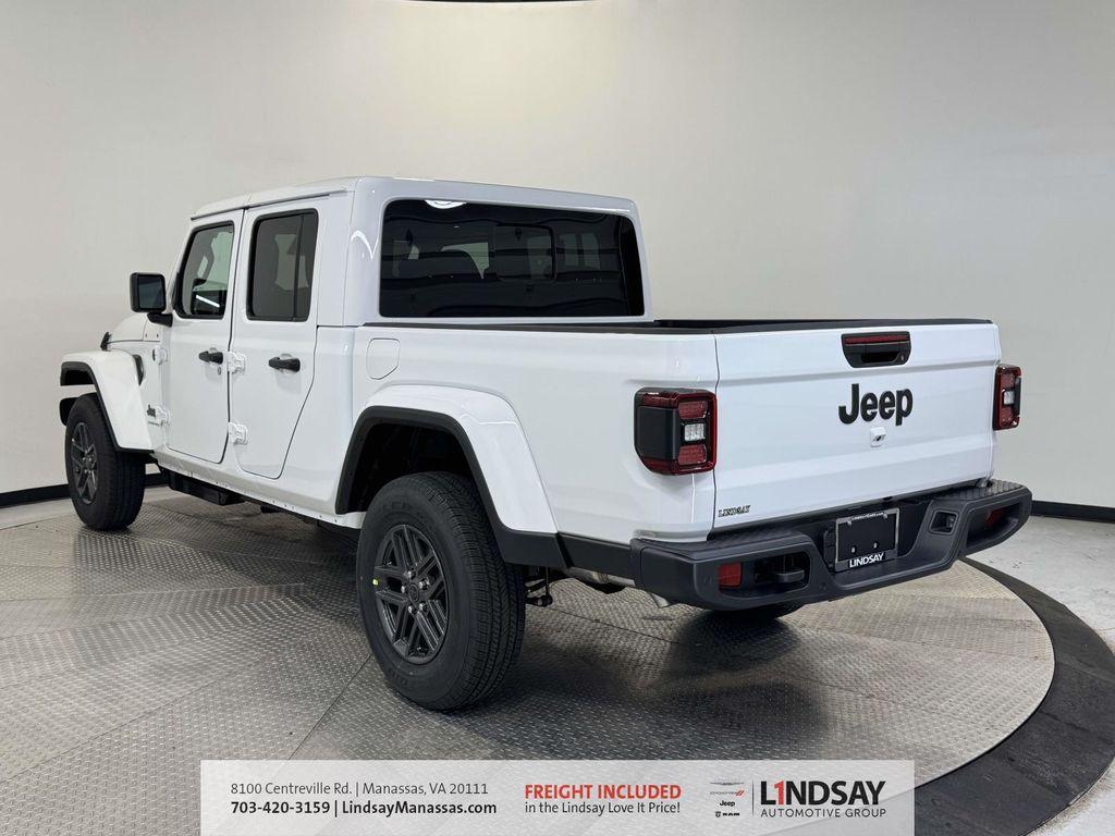 new 2026 Jeep Gladiator car, priced at $51,990