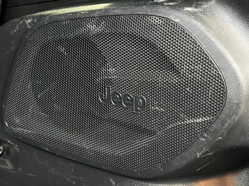 used 2022 Jeep Cherokee car, priced at $22,700