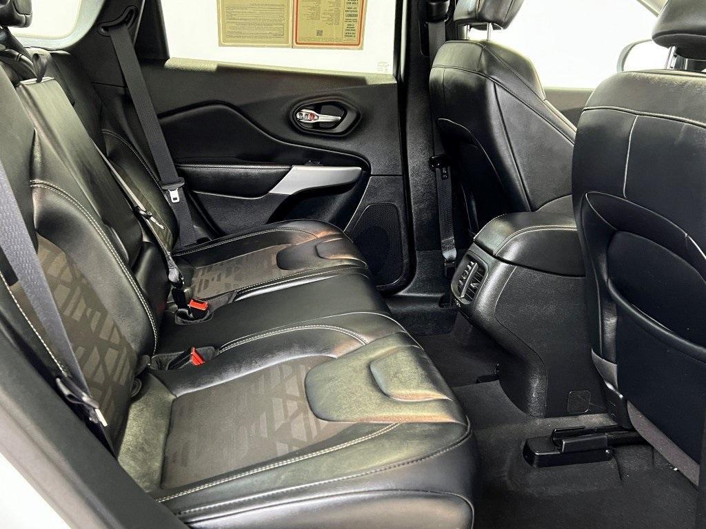 used 2022 Jeep Cherokee car, priced at $22,700