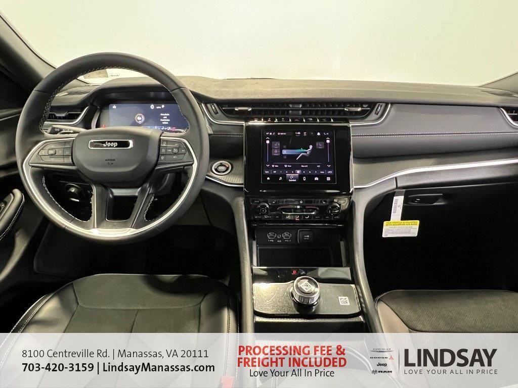 new 2025 Jeep Grand Cherokee car, priced at $39,338