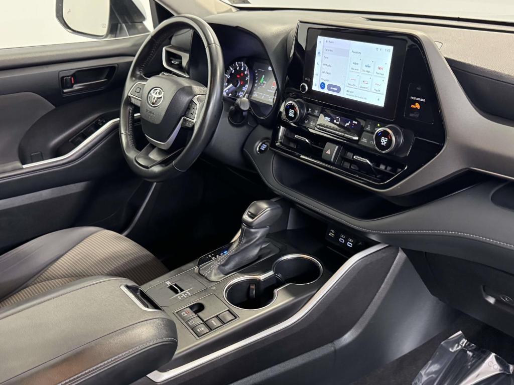 used 2023 Toyota Highlander car, priced at $32,295