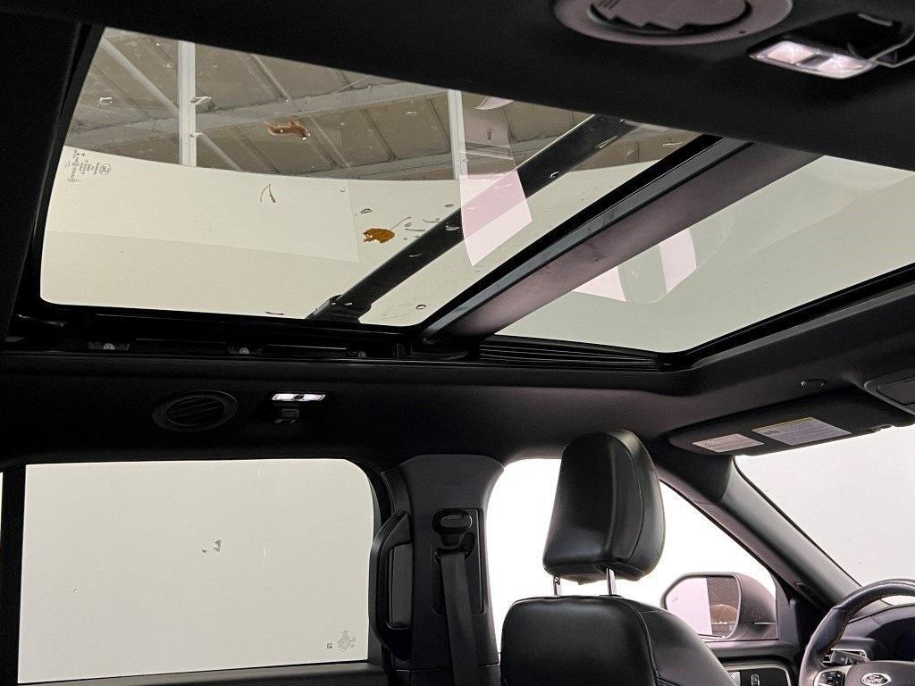 used 2022 Ford Explorer car, priced at $28,900