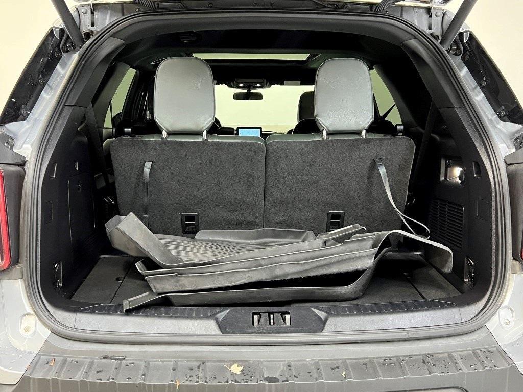 used 2022 Ford Explorer car, priced at $28,900