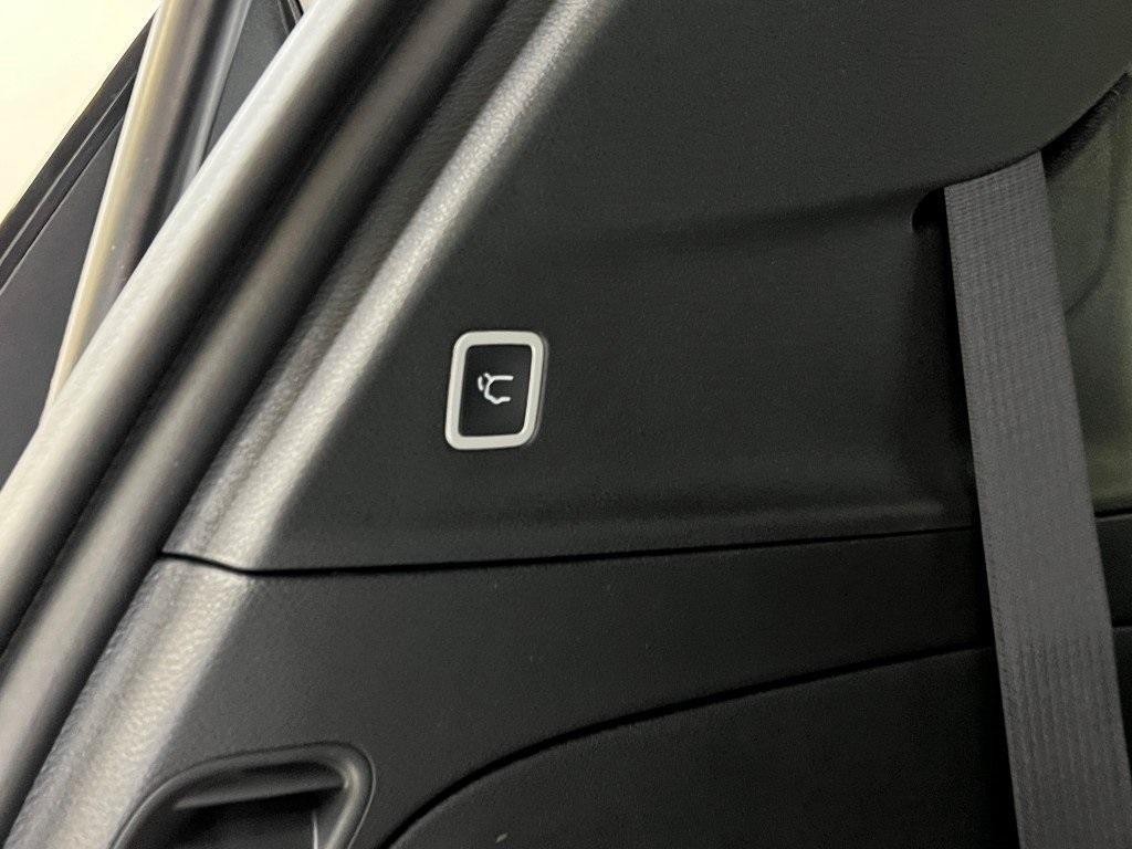 new 2026 Chrysler Pacifica car, priced at $45,241