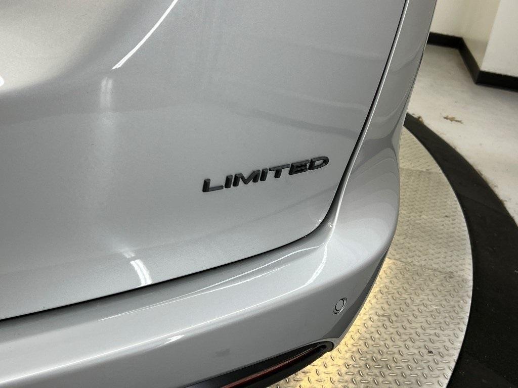 new 2026 Chrysler Pacifica car, priced at $45,241