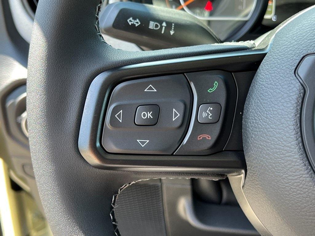 new 2025 Jeep Wrangler car, priced at $45,200