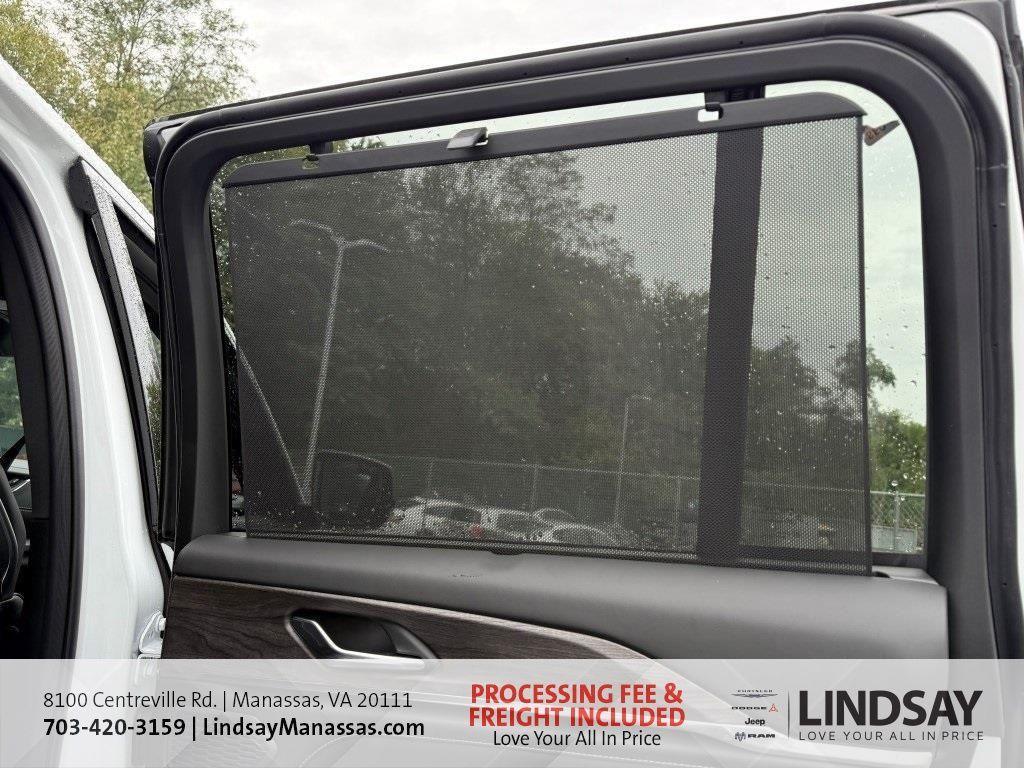 new 2025 Jeep Grand Cherokee car, priced at $56,792