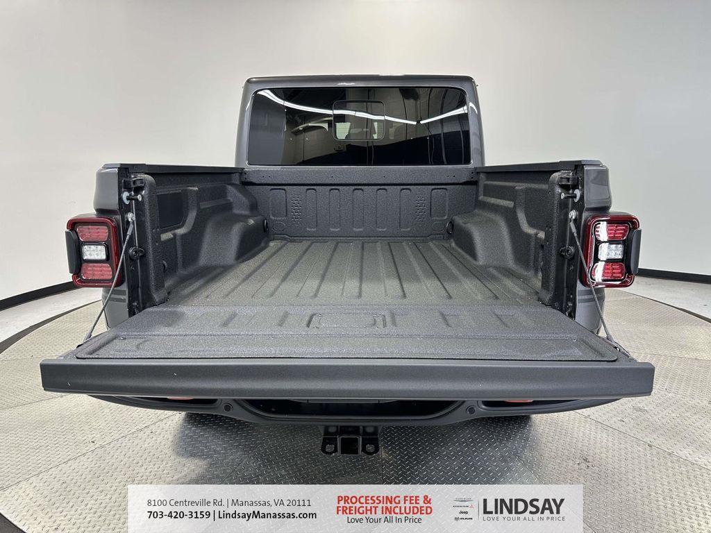 new 2026 Jeep Gladiator car, priced at $64,566