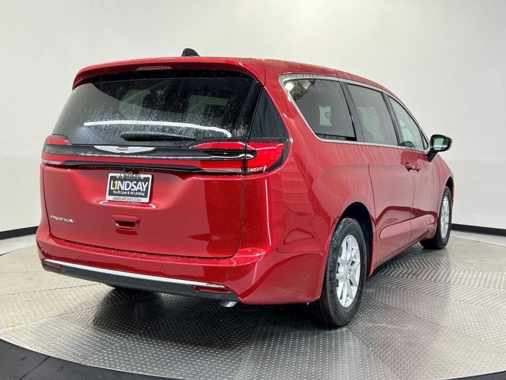 new 2026 Chrysler Pacifica car, priced at $36,498