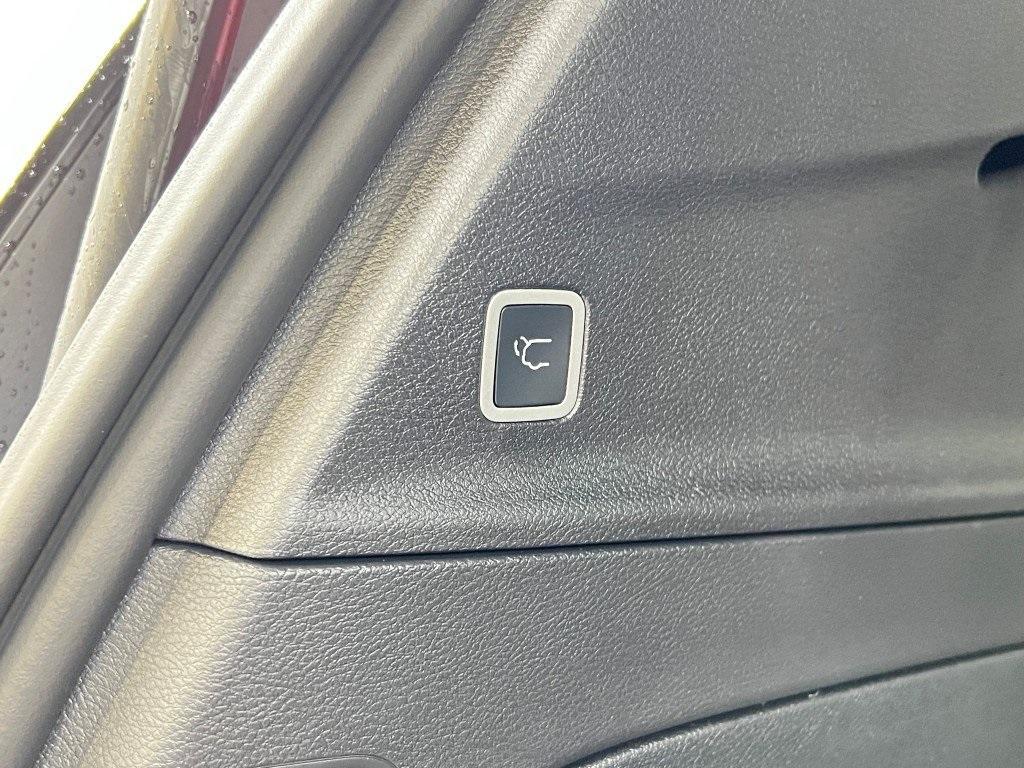 new 2026 Chrysler Pacifica car, priced at $36,498