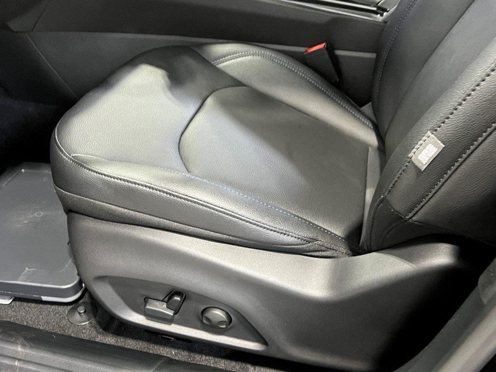 new 2026 Jeep Compass car, priced at $32,346