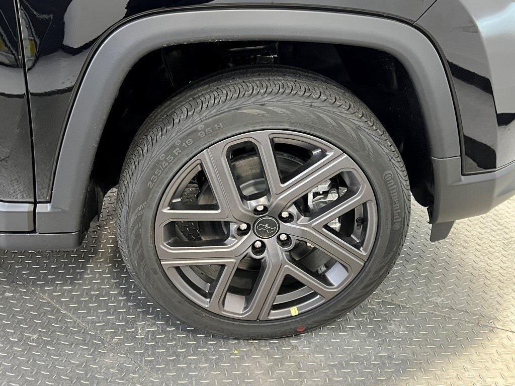 new 2026 Jeep Compass car, priced at $33,686