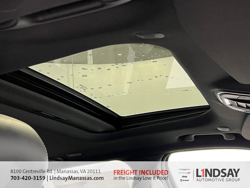 new 2025 Jeep Grand Cherokee car, priced at $38,366