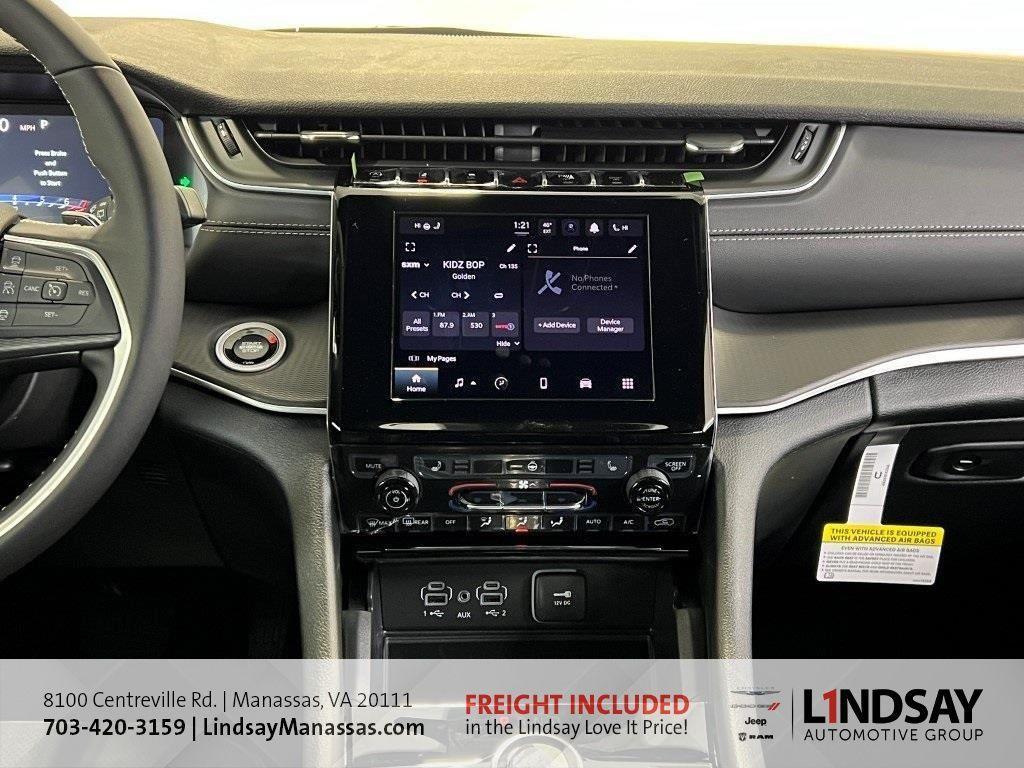 new 2025 Jeep Grand Cherokee car, priced at $38,366