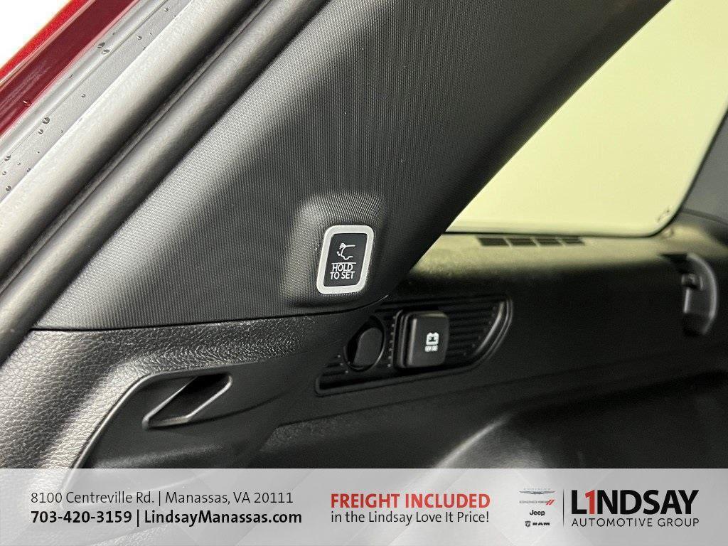 new 2025 Jeep Grand Cherokee car, priced at $38,366