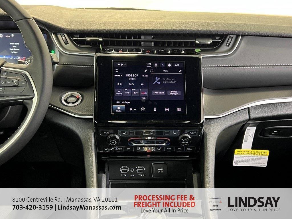 new 2025 Jeep Grand Cherokee car, priced at $39,866