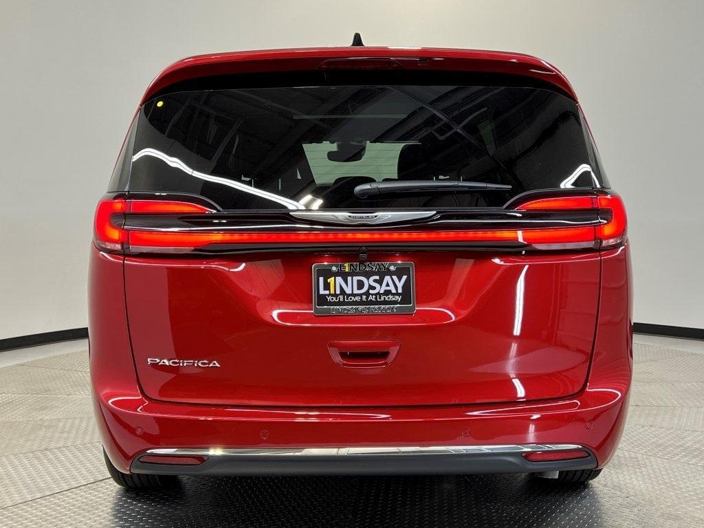 new 2026 Chrysler Pacifica car, priced at $36,500