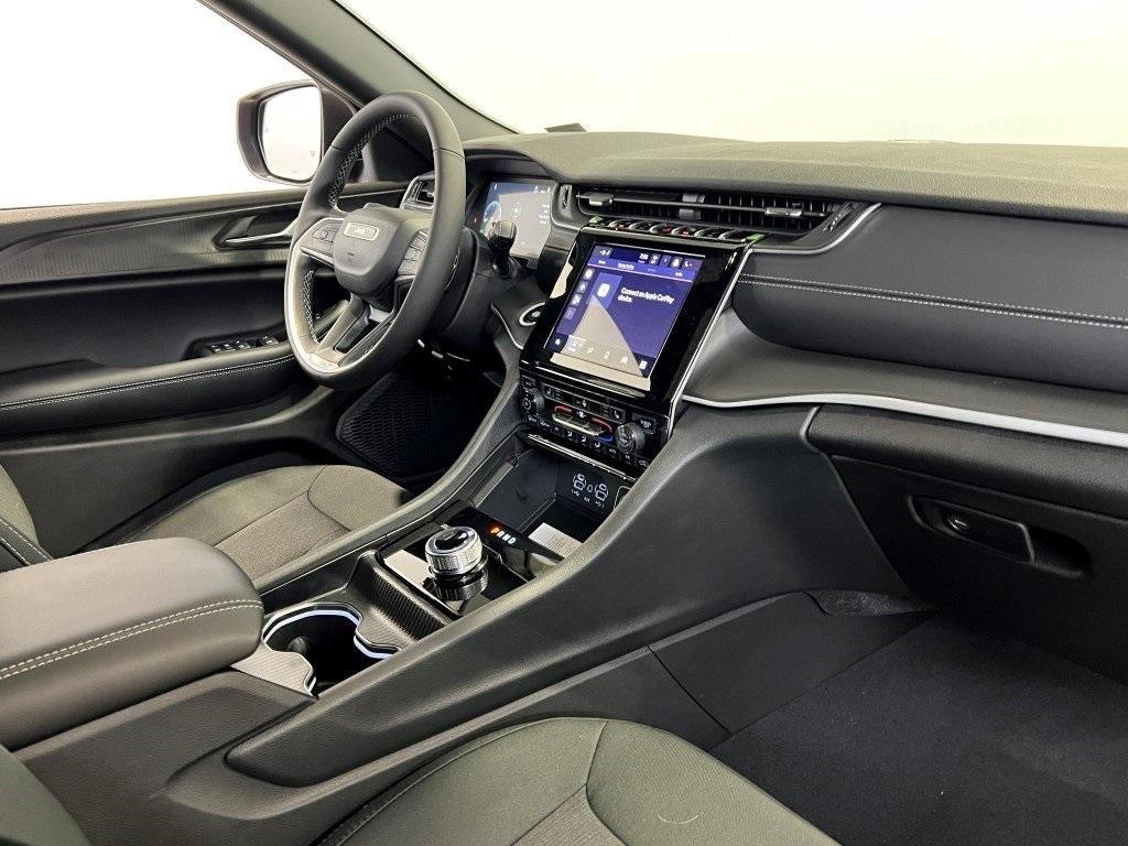 new 2025 Jeep Grand Cherokee L car, priced at $37,113