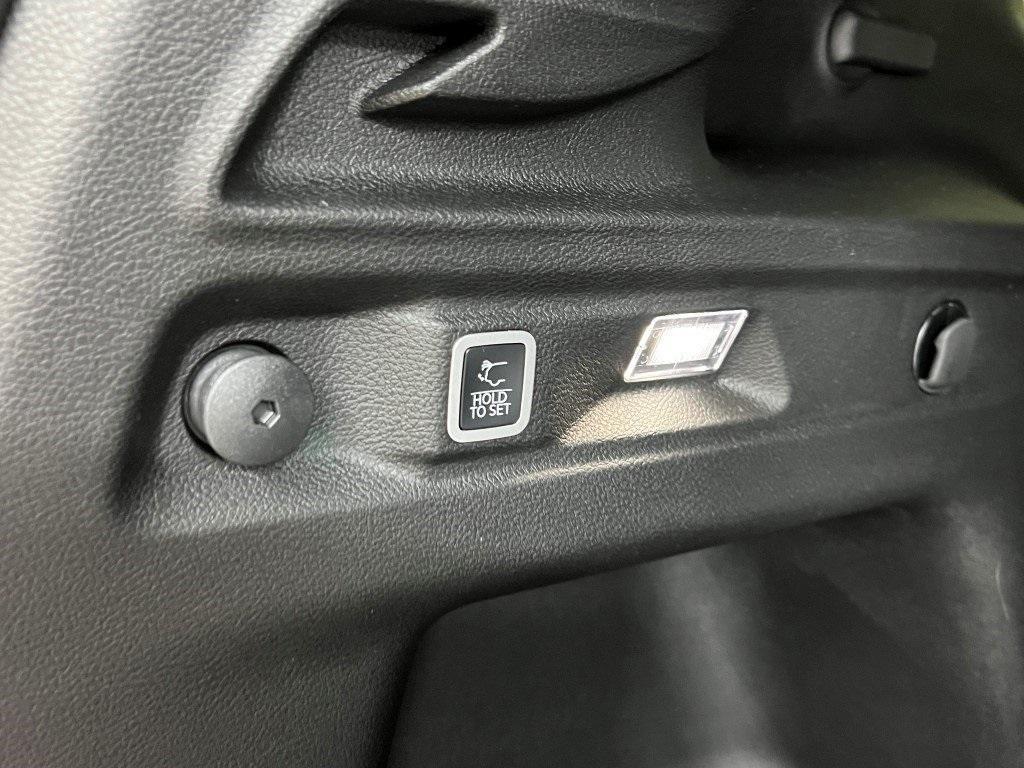 new 2025 Jeep Grand Cherokee L car, priced at $37,113