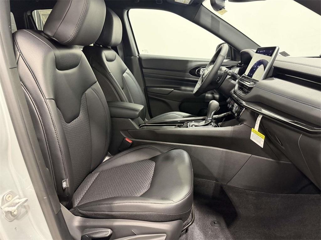 new 2026 Jeep Compass car, priced at $26,615