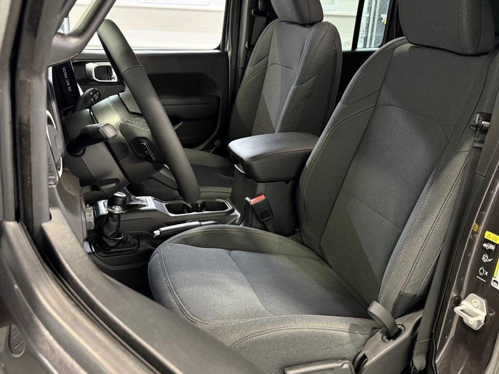 new 2026 Jeep Wrangler car, priced at $48,235