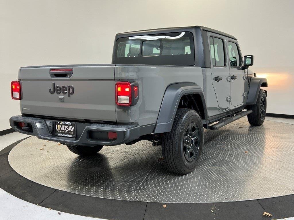 used 2023 Jeep Gladiator car, priced at $30,000