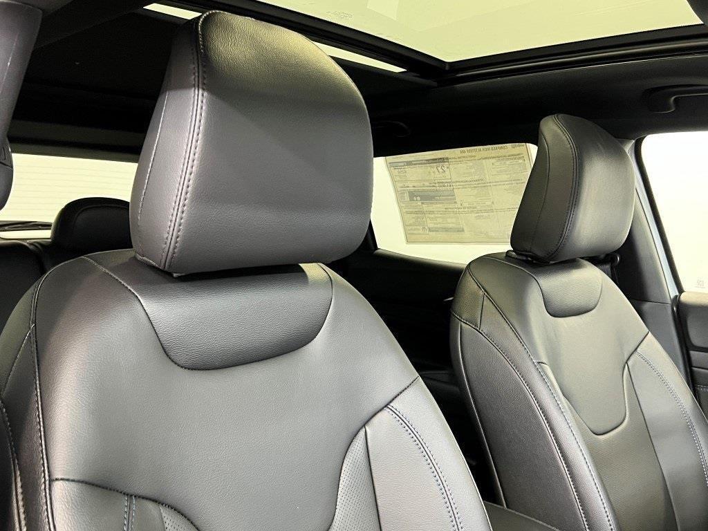 new 2025 Jeep Compass car, priced at $34,020