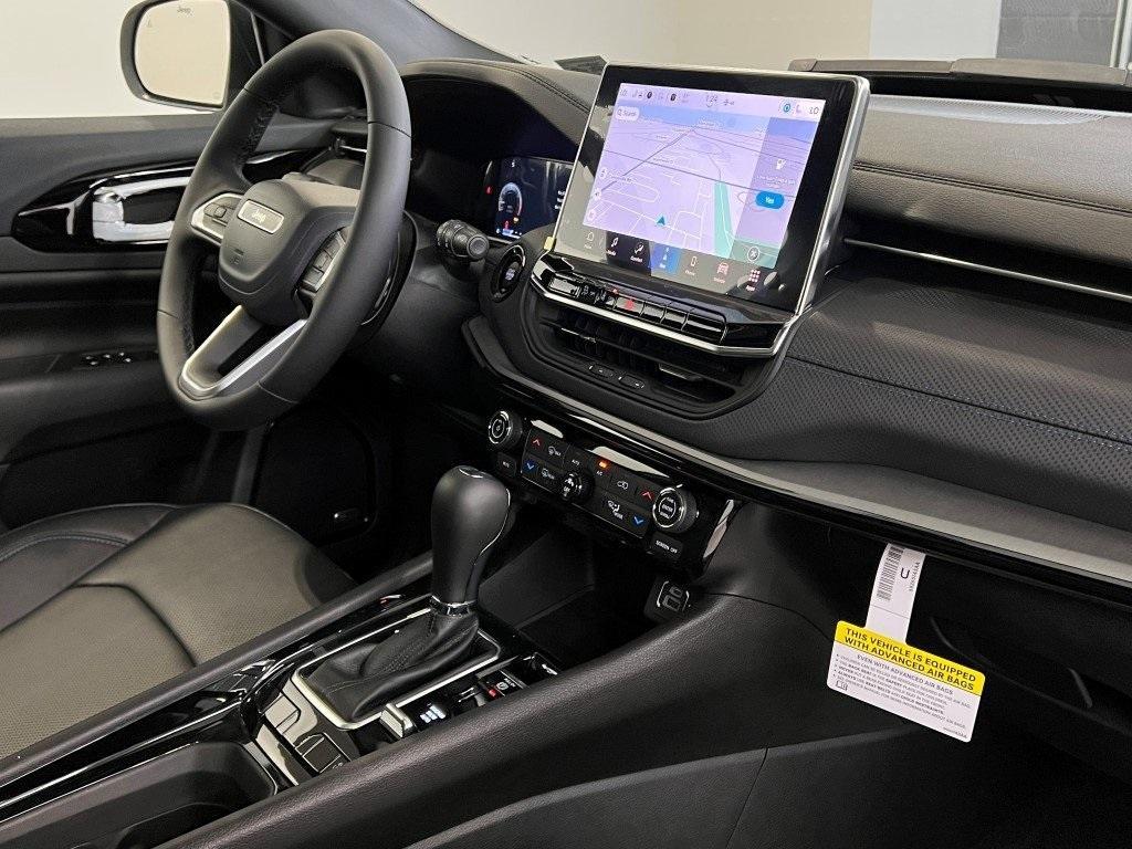 new 2025 Jeep Compass car, priced at $34,200