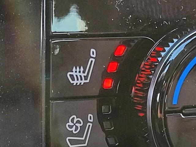 new 2025 Nissan Pathfinder car, priced at $42,333