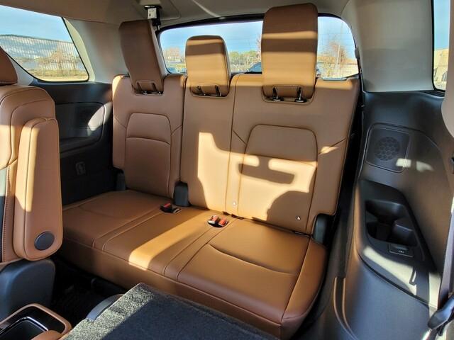 new 2025 Nissan Pathfinder car, priced at $42,333