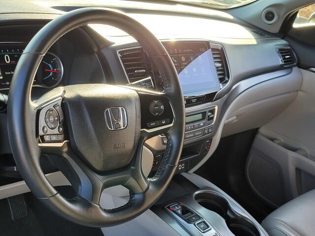 used 2022 Honda Pilot car, priced at $26,998