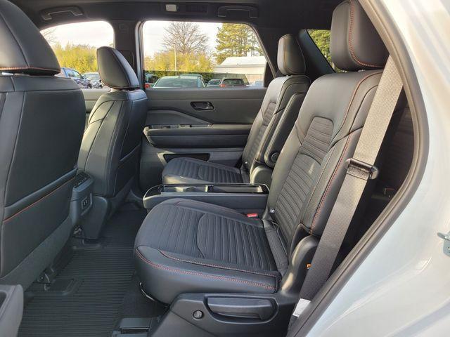 new 2026 Nissan Pathfinder car, priced at $43,051