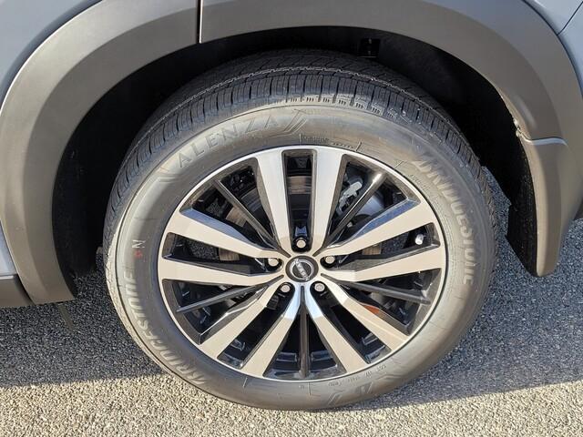 new 2025 Nissan Pathfinder car, priced at $43,843