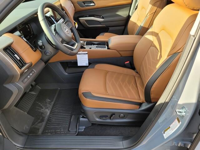 new 2025 Nissan Pathfinder car, priced at $43,843