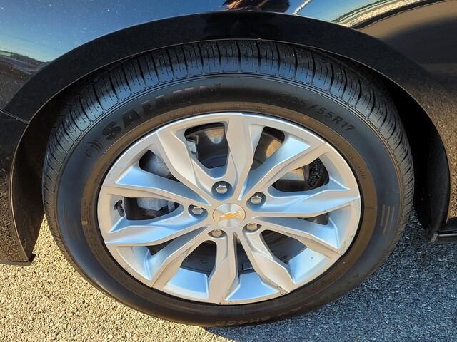 used 2024 Chevrolet Malibu car, priced at $18,900