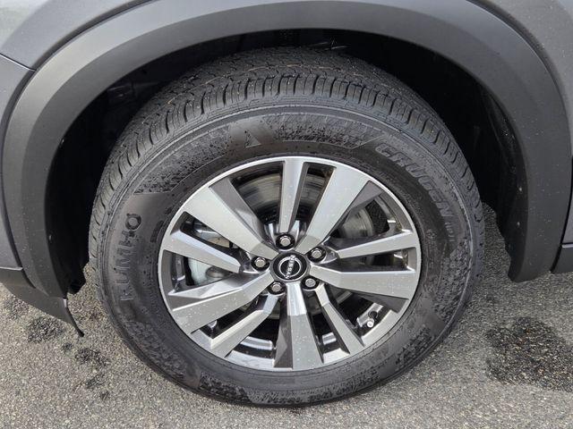 new 2026 Nissan Pathfinder car, priced at $40,273