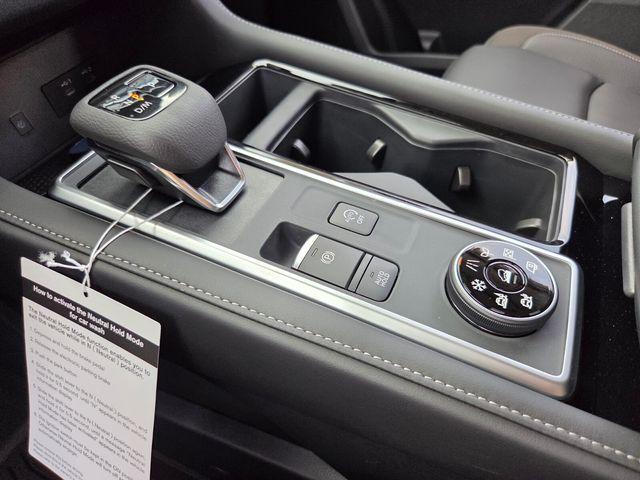 new 2026 Nissan Pathfinder car, priced at $40,273