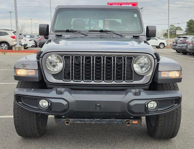 used 2025 Jeep Gladiator car, priced at $36,900