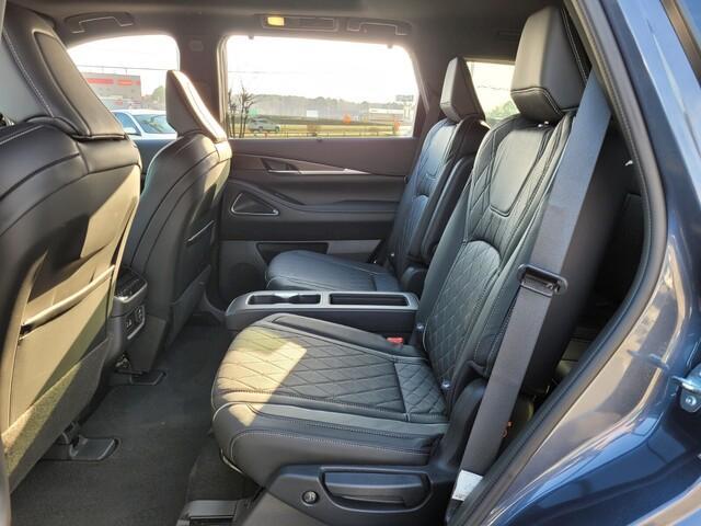 used 2025 INFINITI QX60 car, priced at $52,900