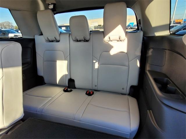 new 2026 Nissan Pathfinder car, priced at $40,527