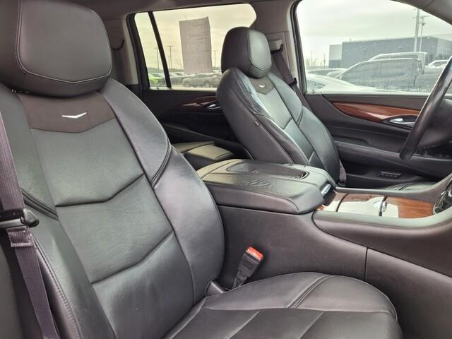 used 2016 Cadillac Escalade ESV car, priced at $17,419