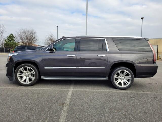 used 2016 Cadillac Escalade ESV car, priced at $17,419