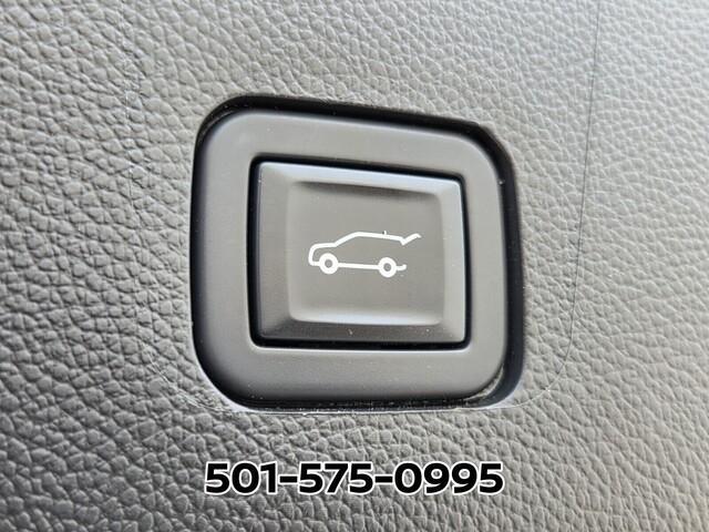 used 2021 Chevrolet Traverse car, priced at $24,099