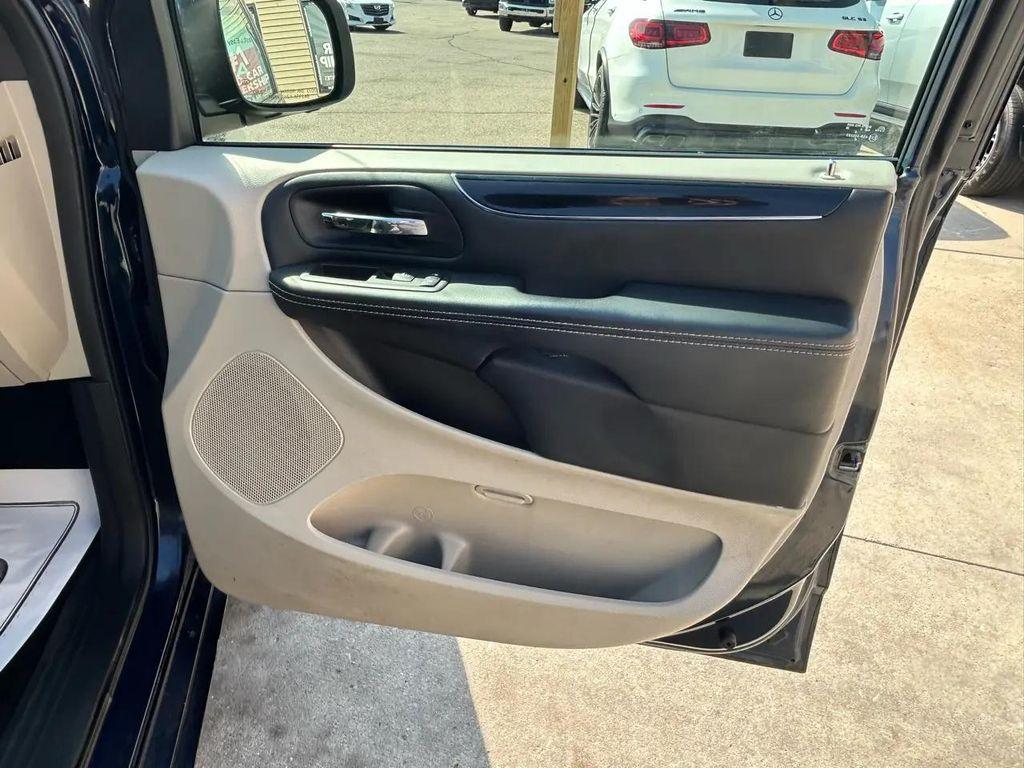 used 2016 Dodge Grand Caravan car, priced at $5,995