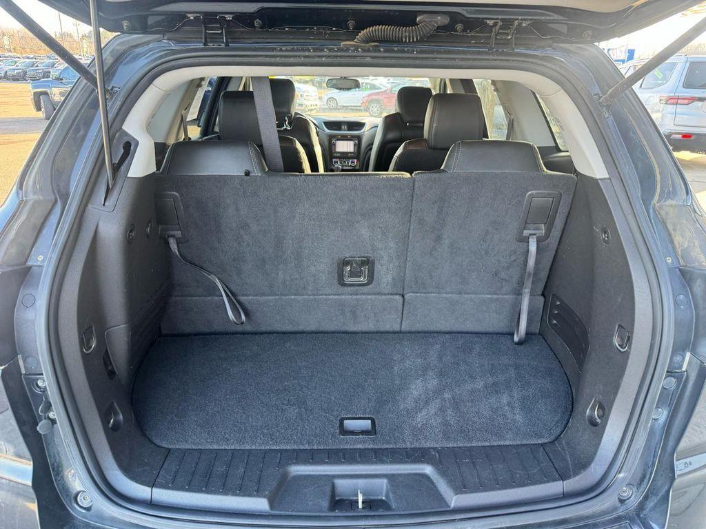 used 2017 Chevrolet Traverse car, priced at $3,995