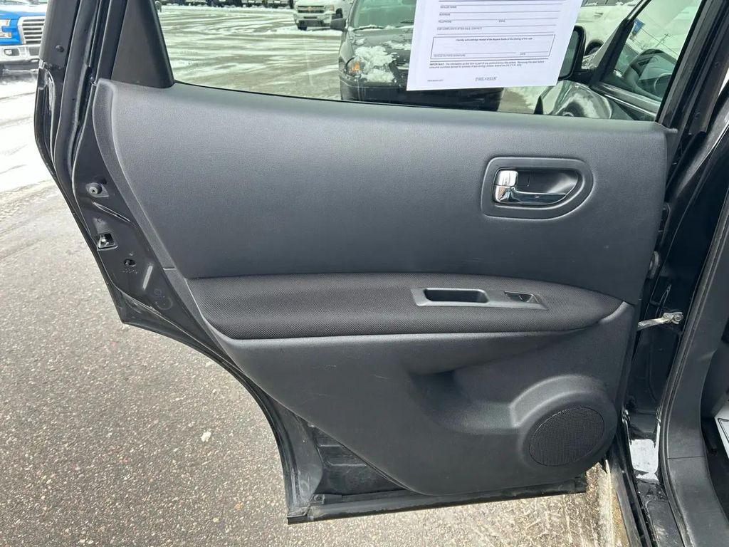 used 2015 Nissan Rogue Select car, priced at $5,995